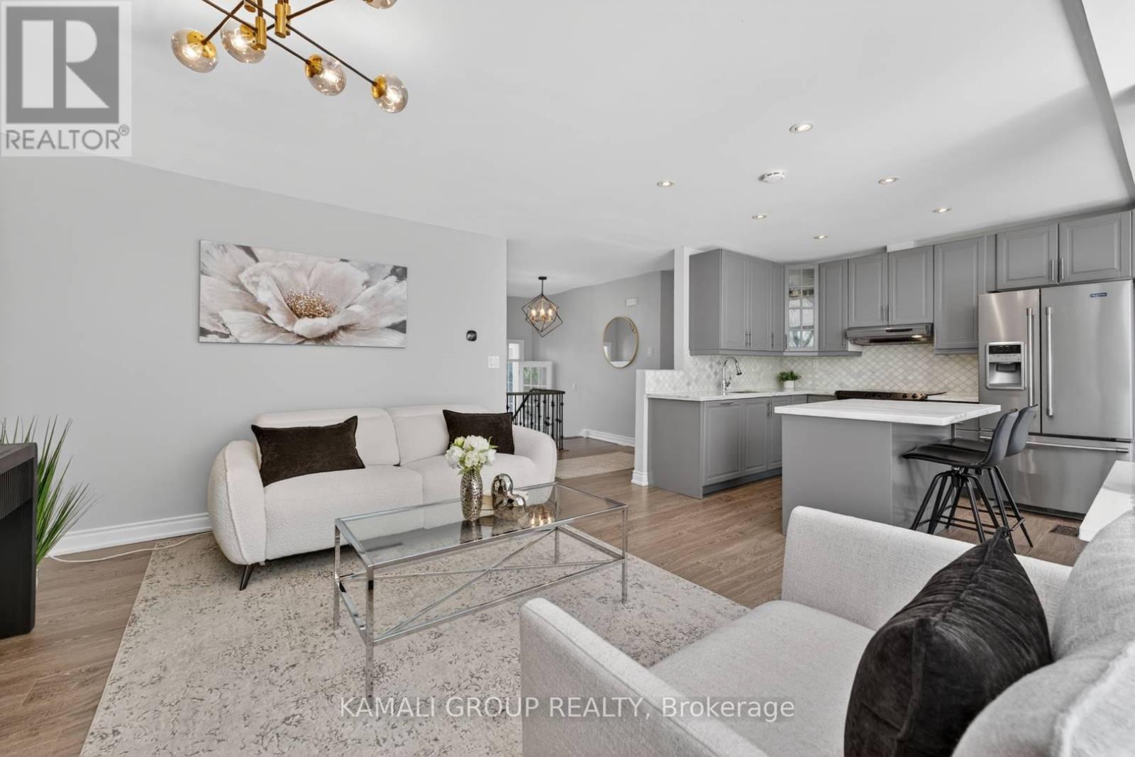 61 LAWNWOOD COURT - 12