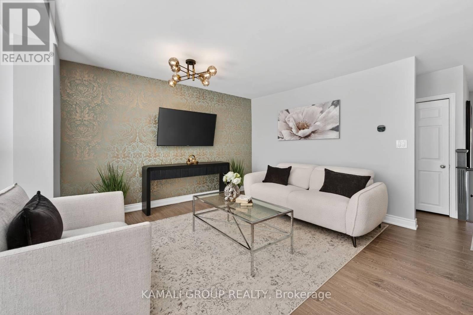 61 LAWNWOOD COURT - 20