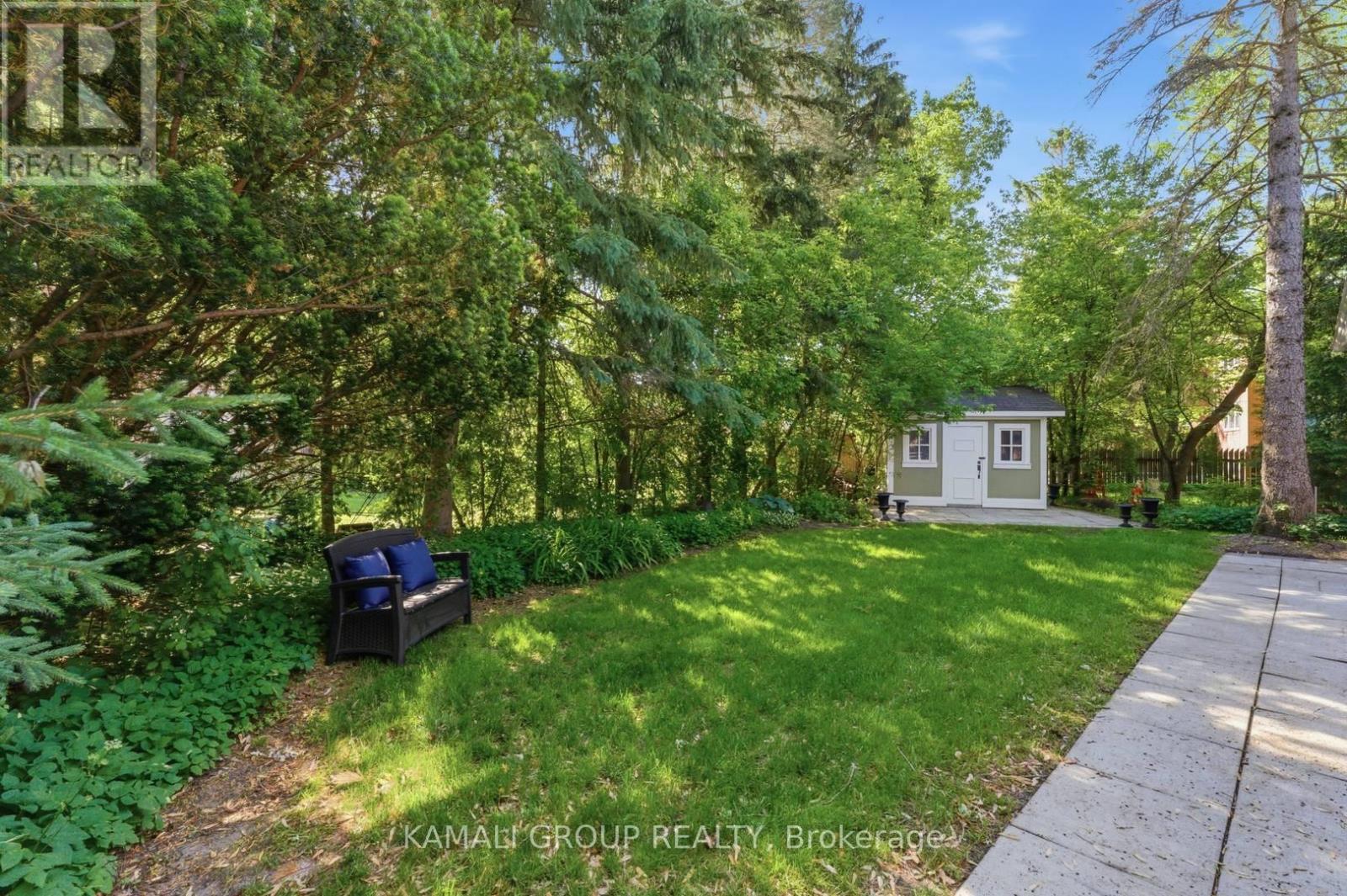 61 LAWNWOOD COURT - 49