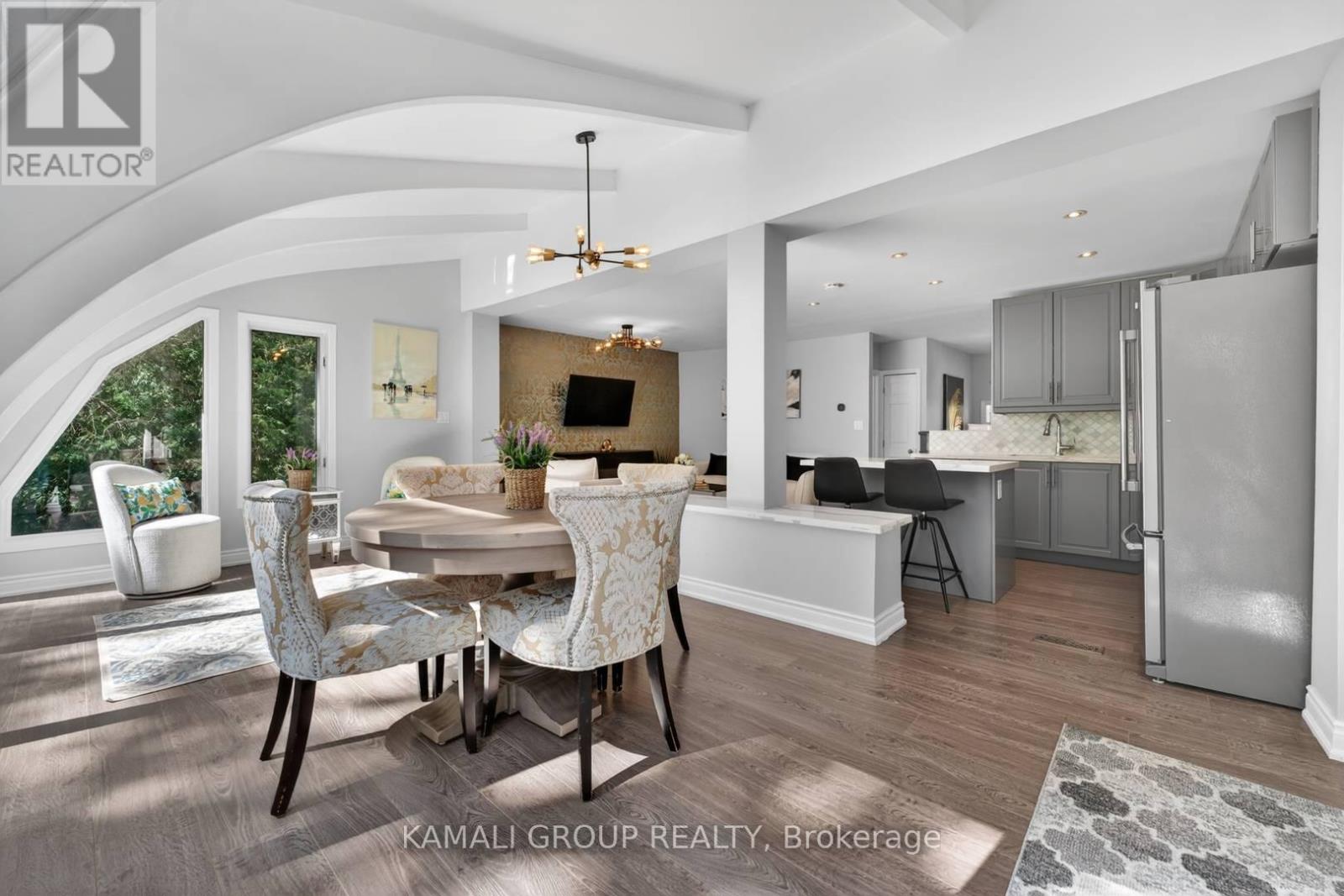 61 LAWNWOOD COURT - 9