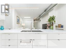 375 Jane Street, Toronto, ON M6S3Z3 Photo 24