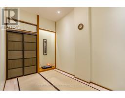 375 Jane Street, Toronto, ON M6S3Z3 Photo 8