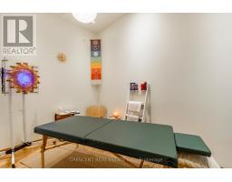 375 Jane Street, Toronto, ON M6S3Z3 Photo 9