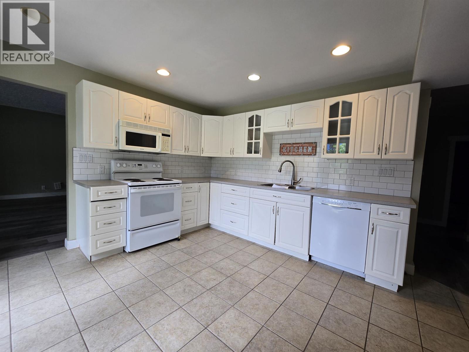1417 CORMORANT AVENUE - 6