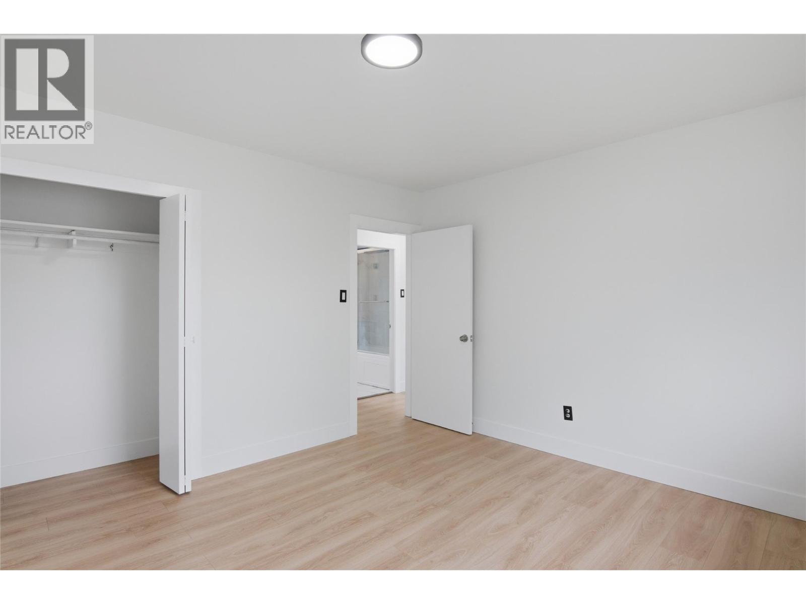 649 Brentwood Avenue - 44