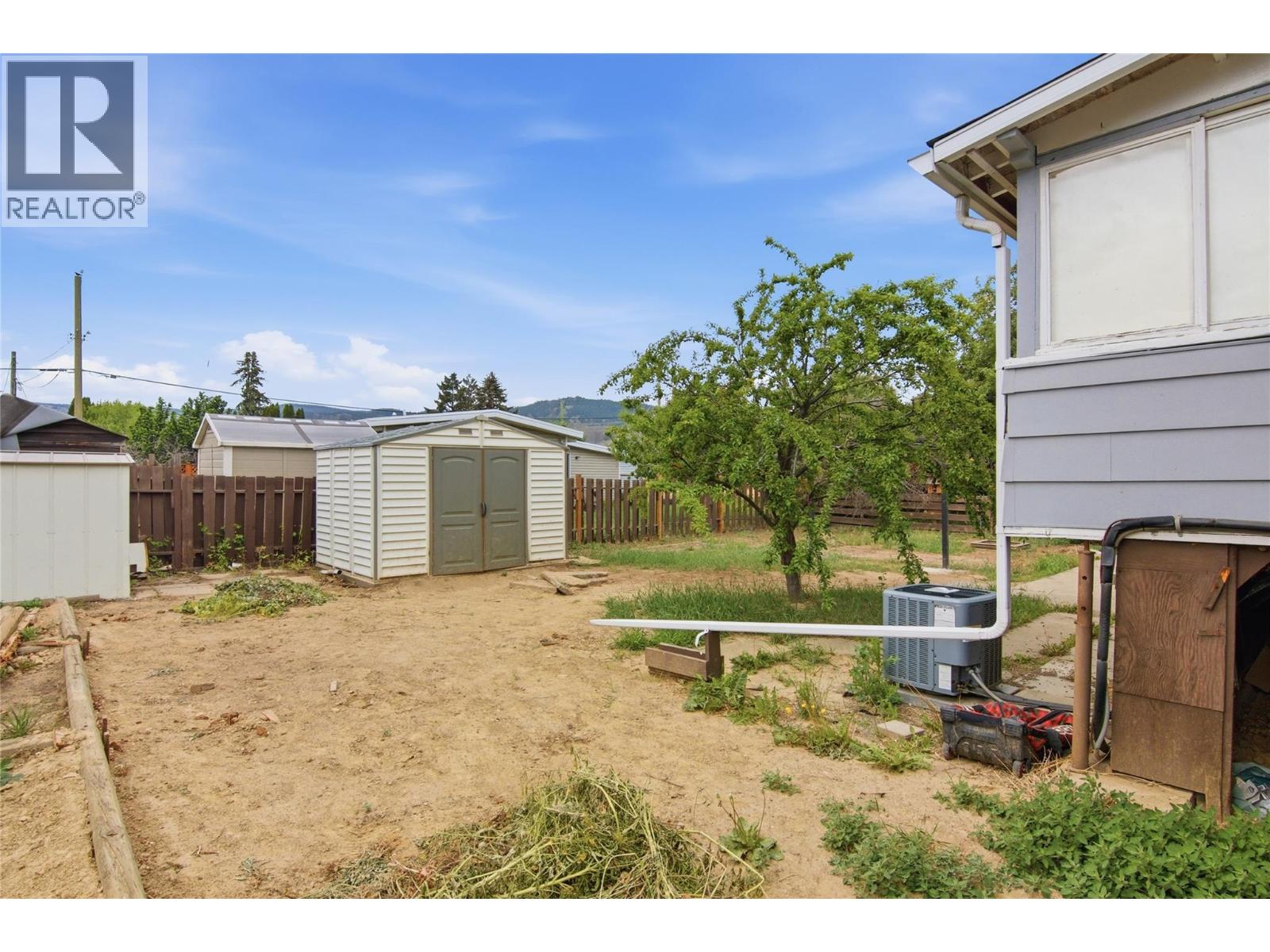 649 Brentwood Avenue - 6
