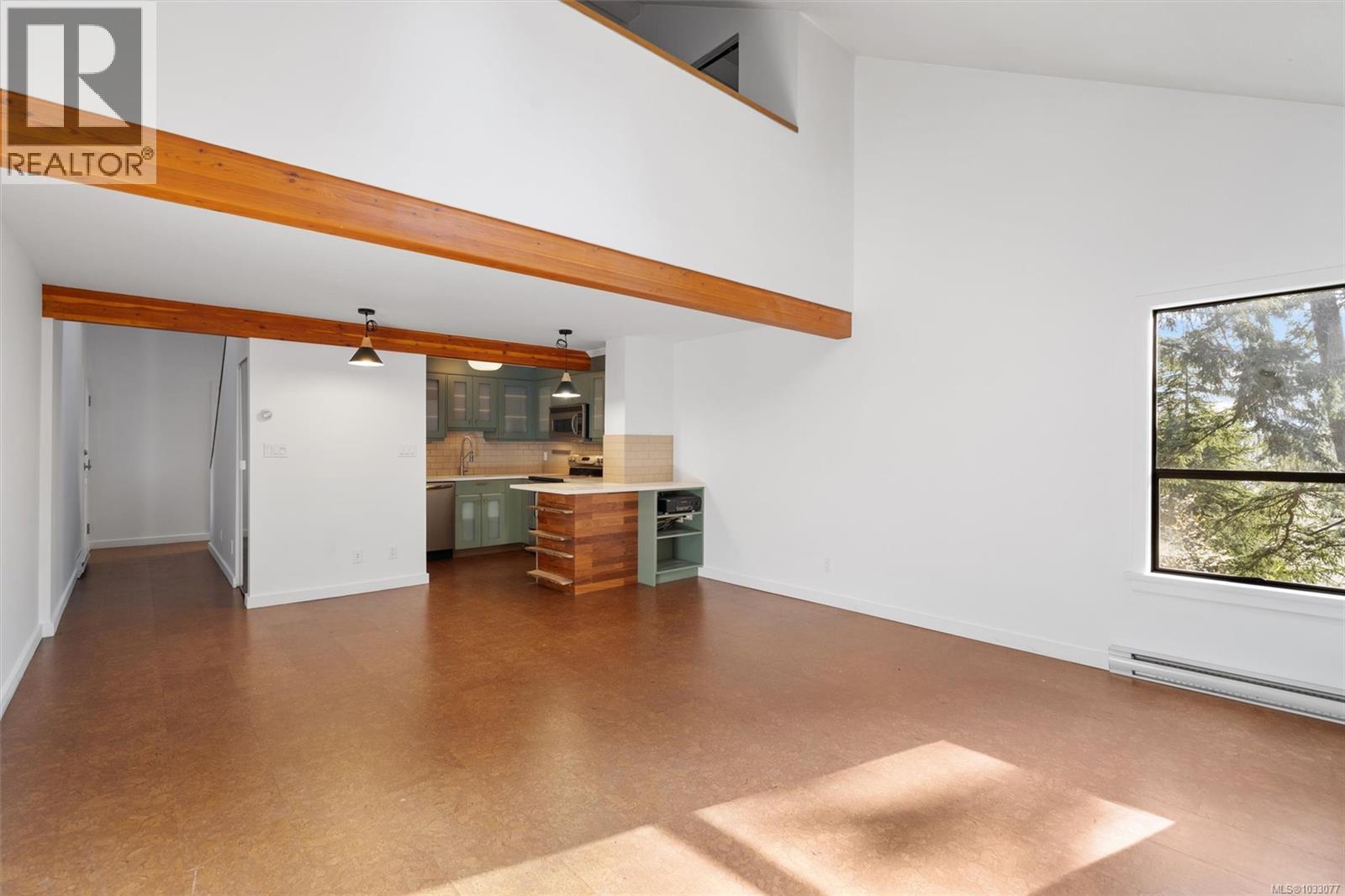 205 2341 Harbour Rd, Sidney