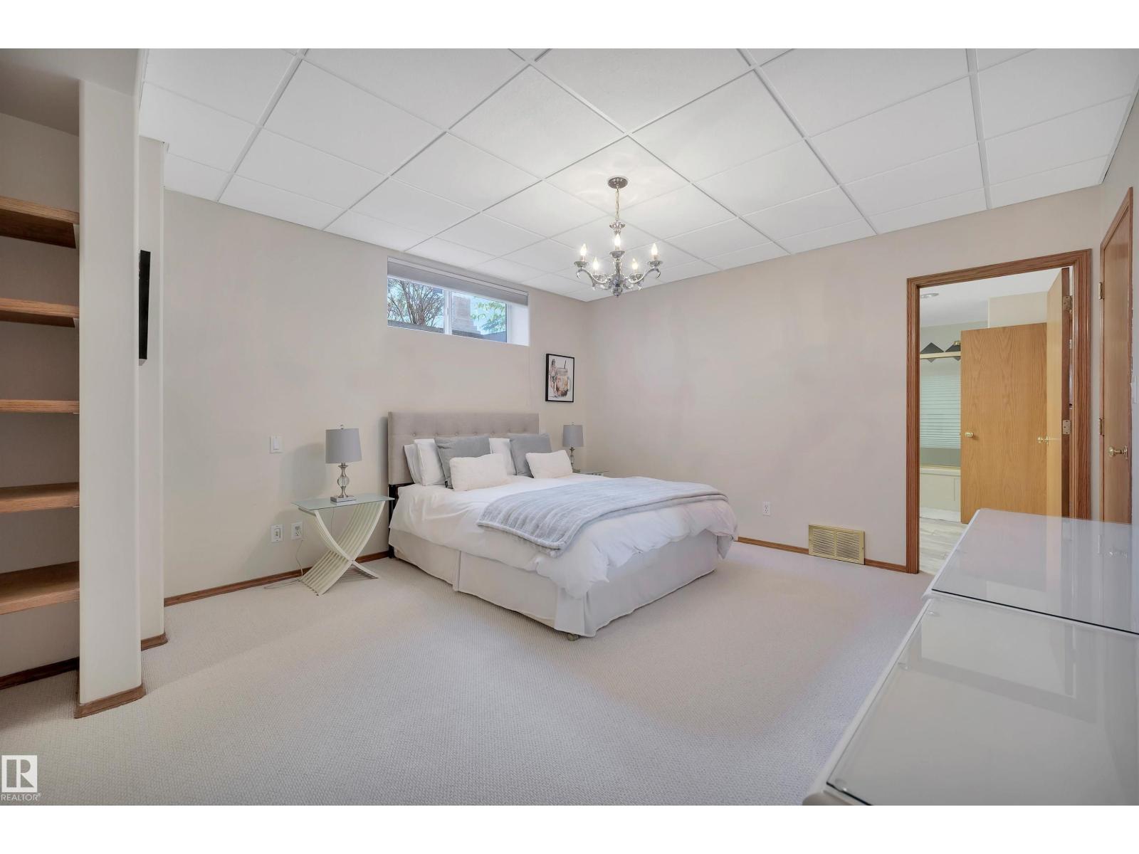 479 ESTATE DR - 42
