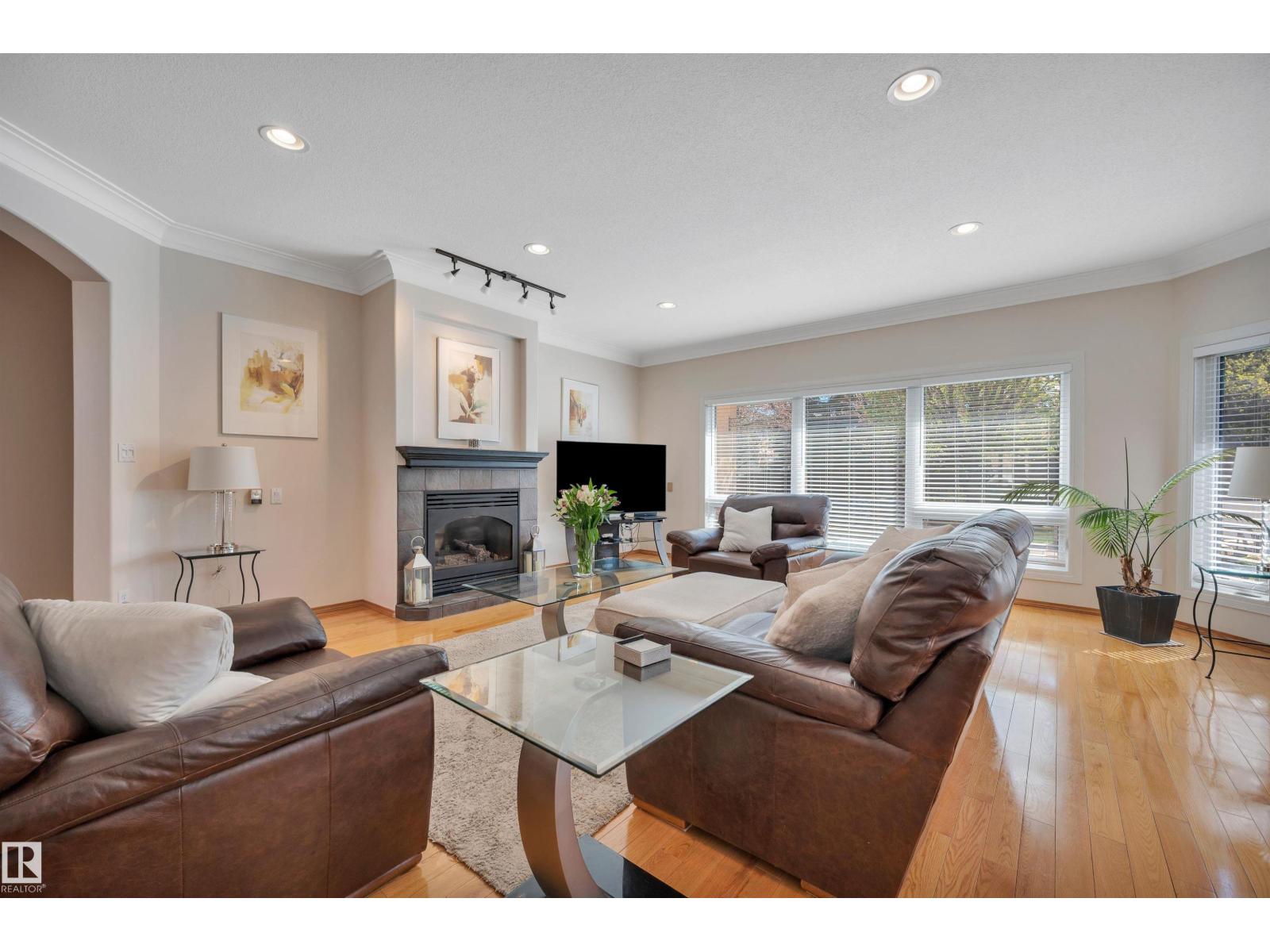 479 ESTATE DR - 17
