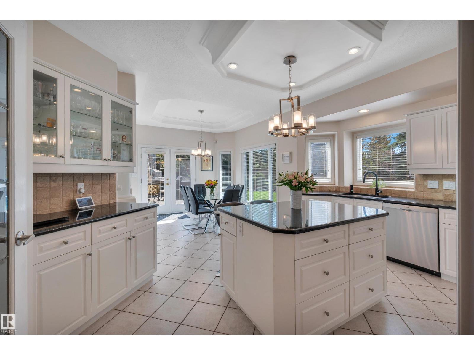 479 ESTATE DR - 9