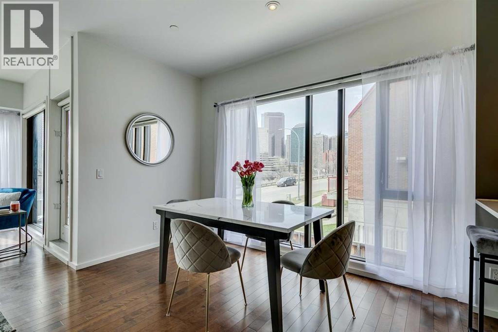 203, 414 Meredith Road NE — photo 10