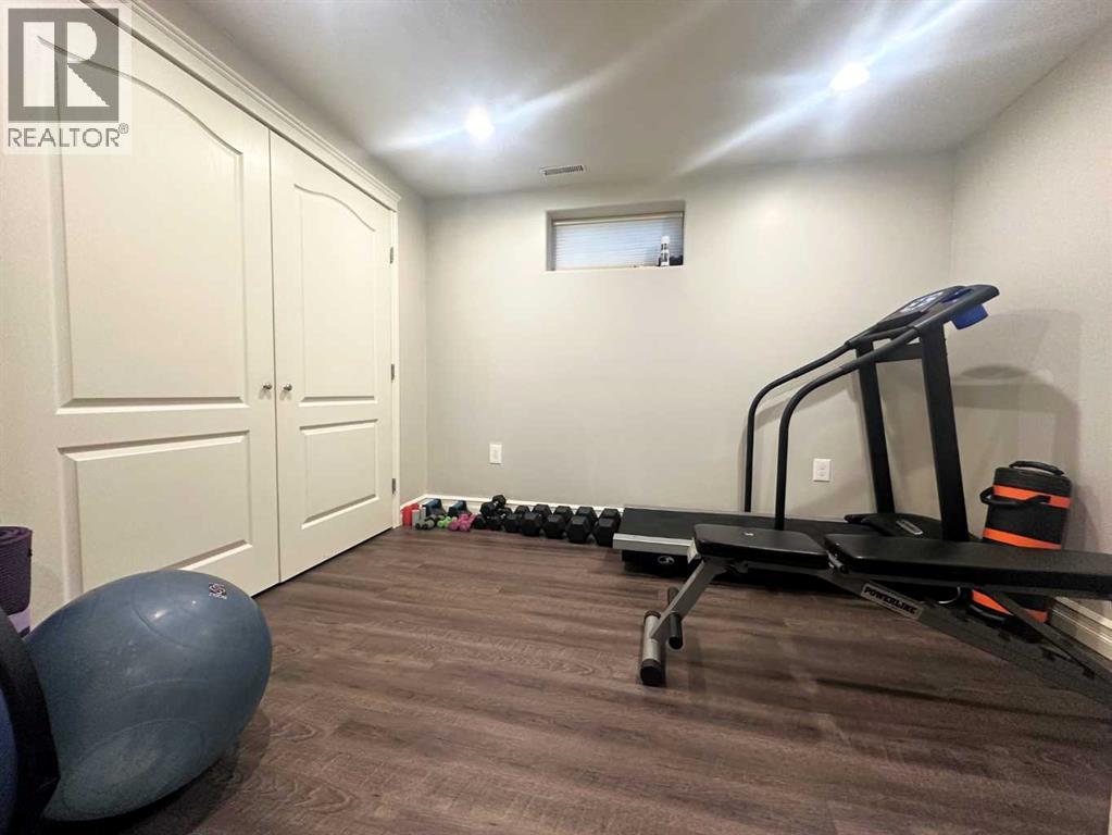 279 Pinnacle Drive — photo 35