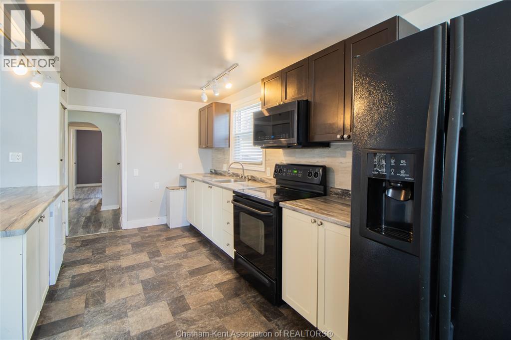 35 Alexandra AVENUE - 4