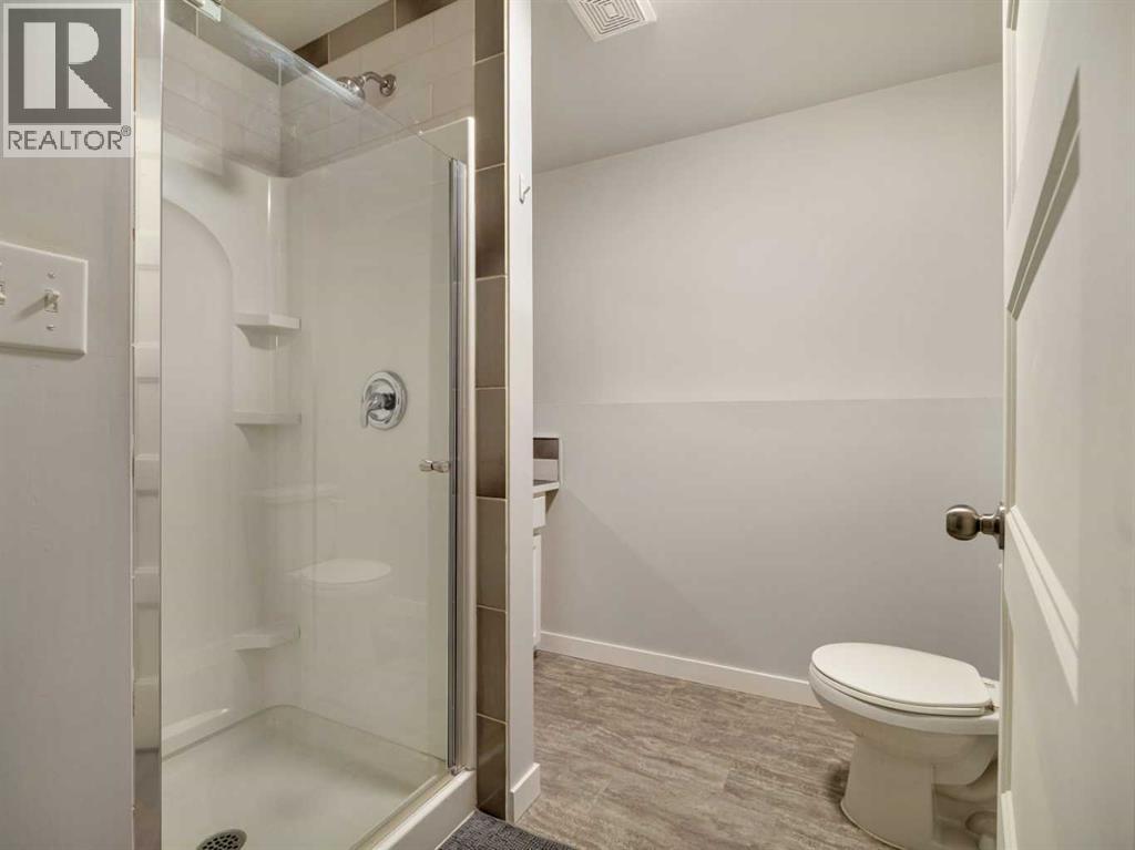 5207 58 Ave — photo 30