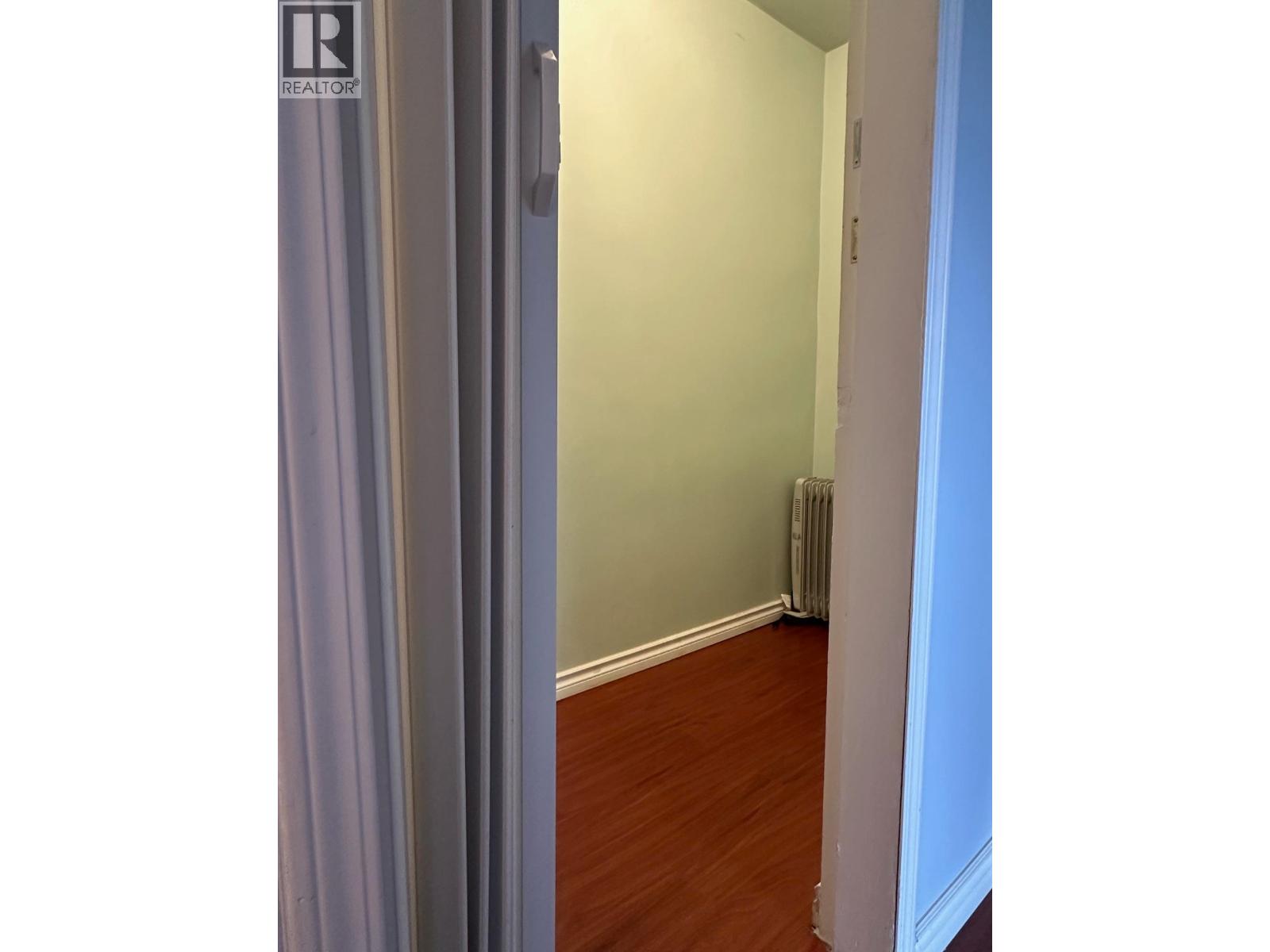 11 5740 HASTINGS STREET, Burnaby