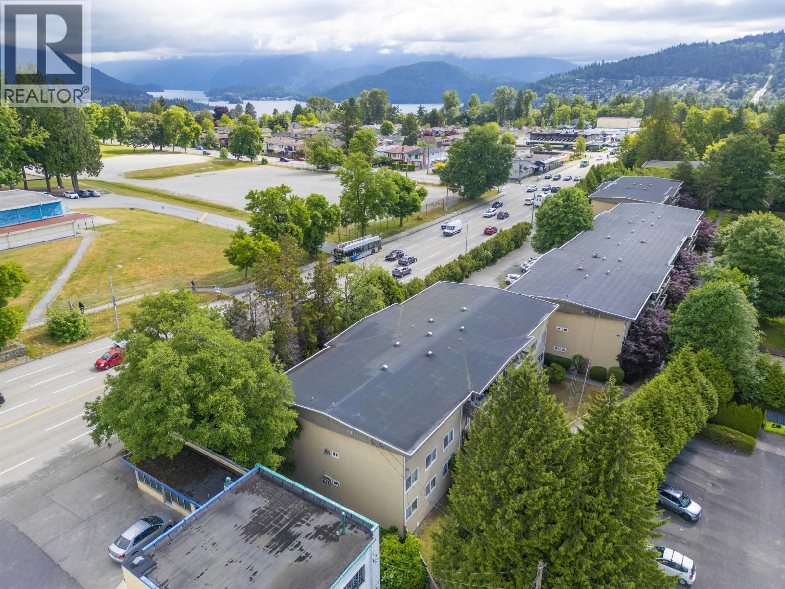 11 5740 HASTINGS STREET, Burnaby