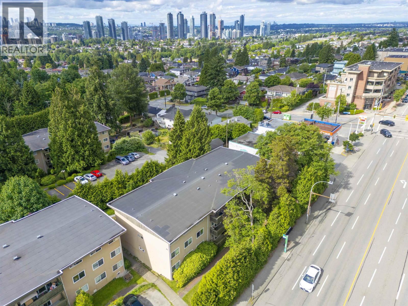 11 5740 HASTINGS STREET, Burnaby