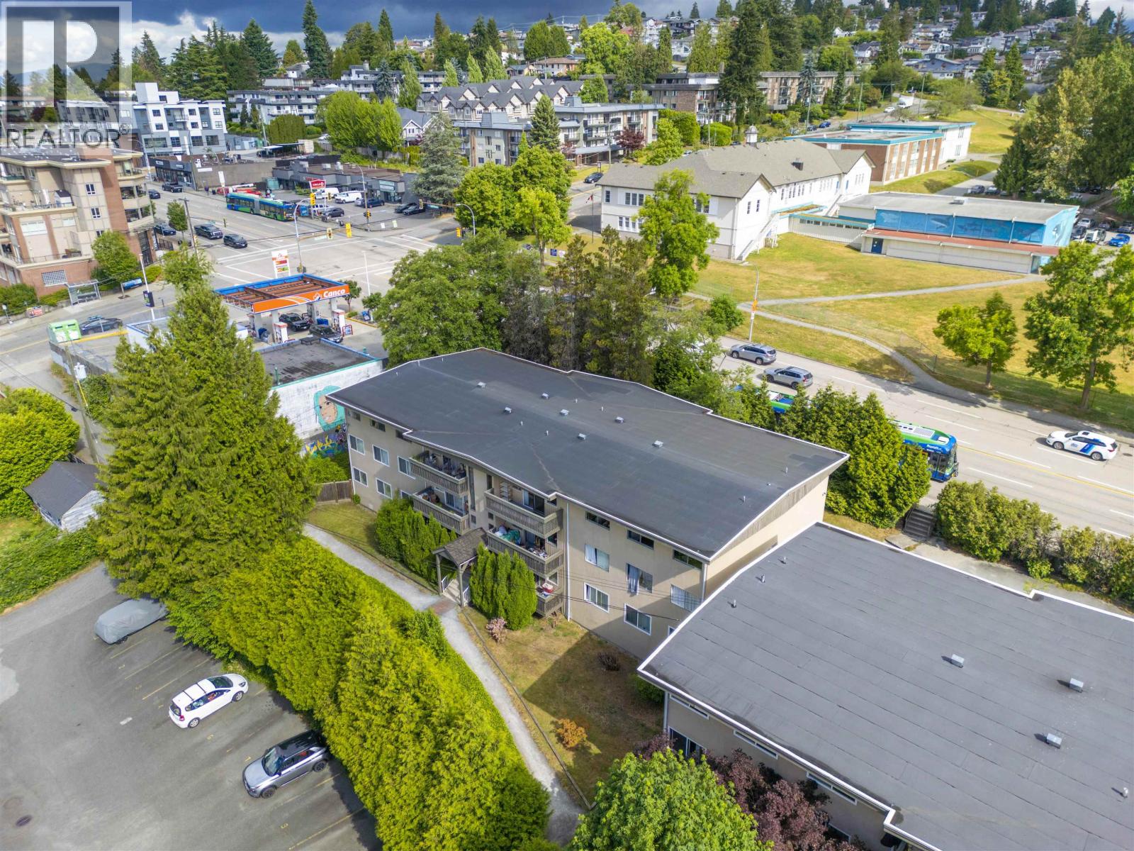 11 5740 HASTINGS STREET, Burnaby