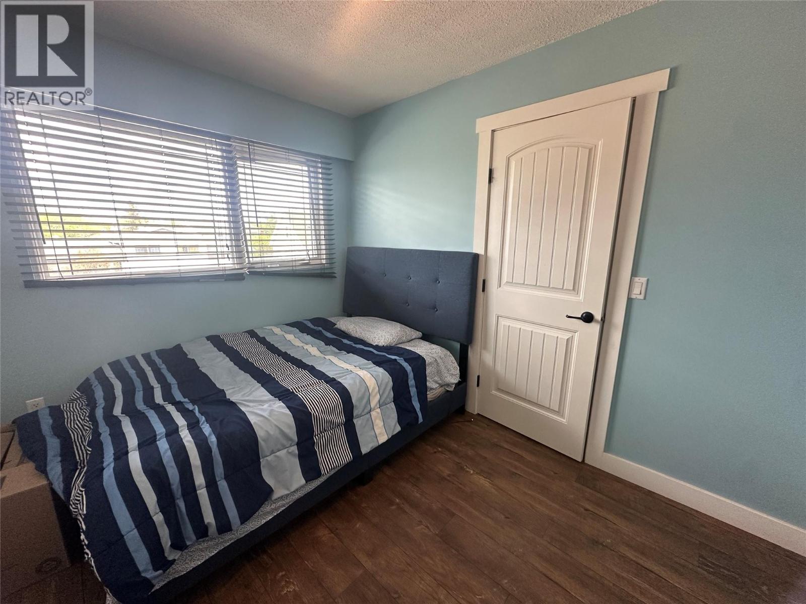 10692 Cottonwood Crescent - 13