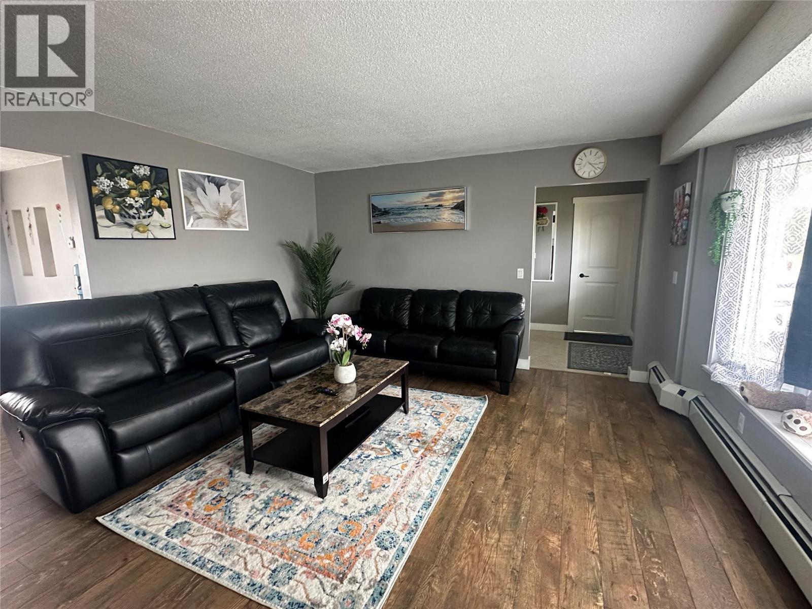 10692 Cottonwood Crescent - 5
