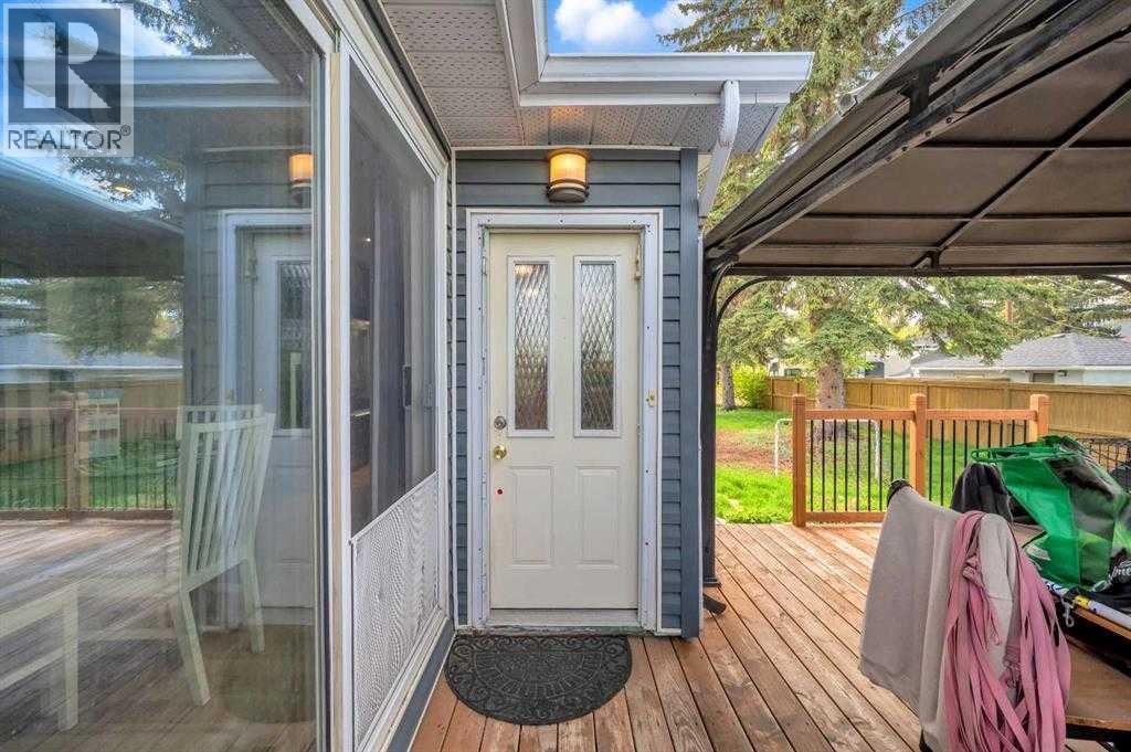3143 45 Street SW - photo 5