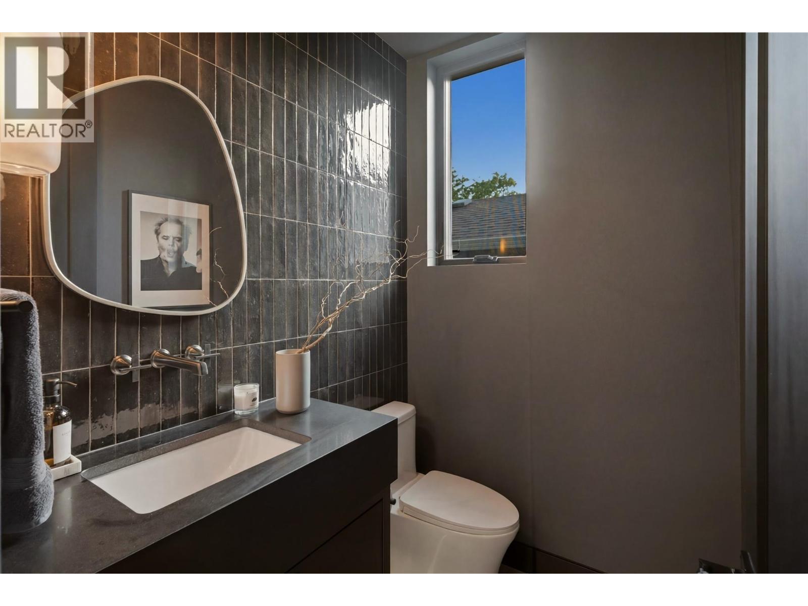267 Lake Avenue - 19