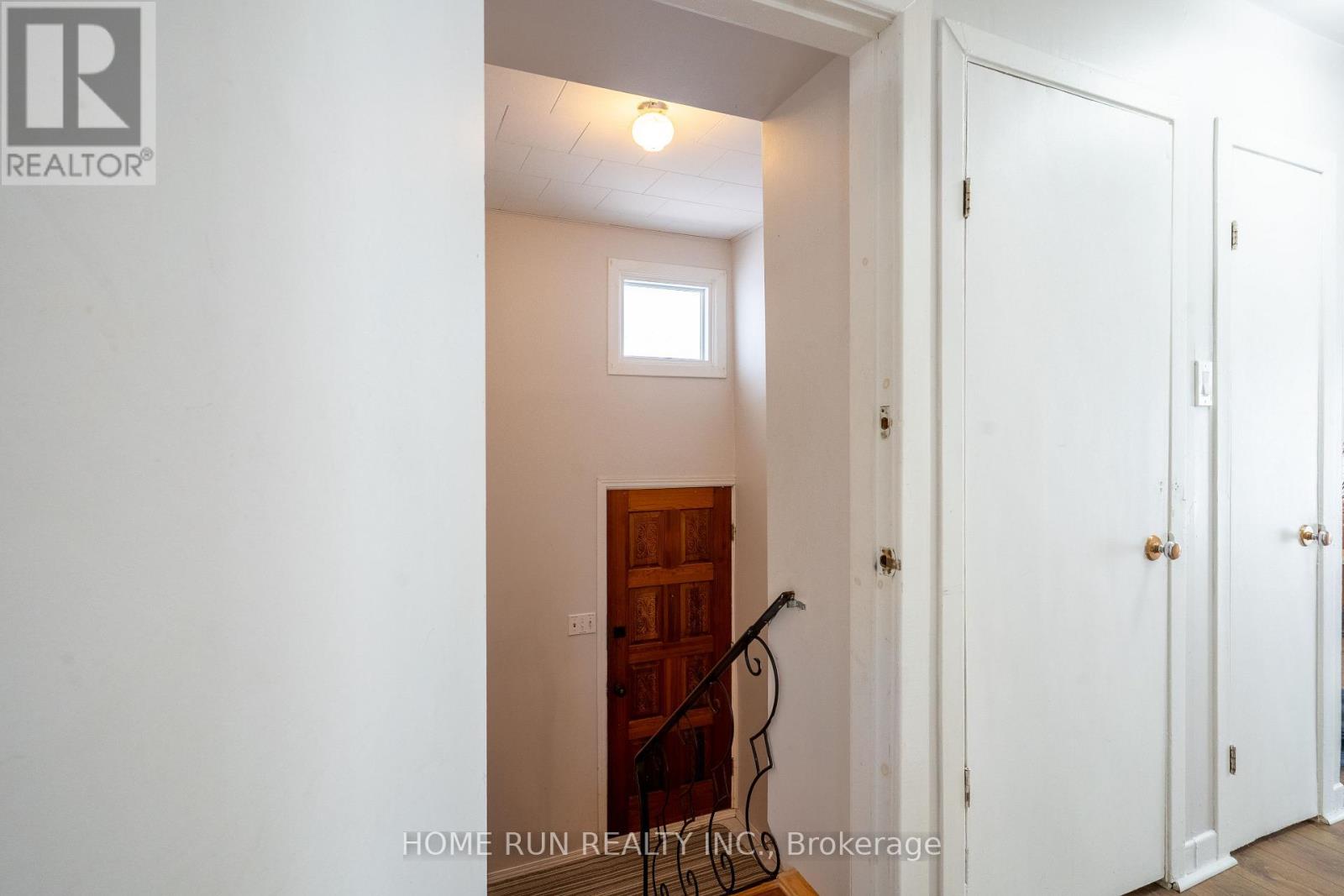 313 SAVARD AVENUE S - 24