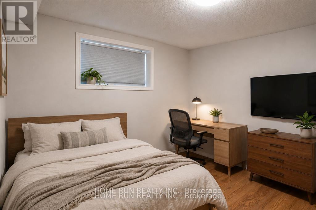 313 SAVARD AVENUE S - 38