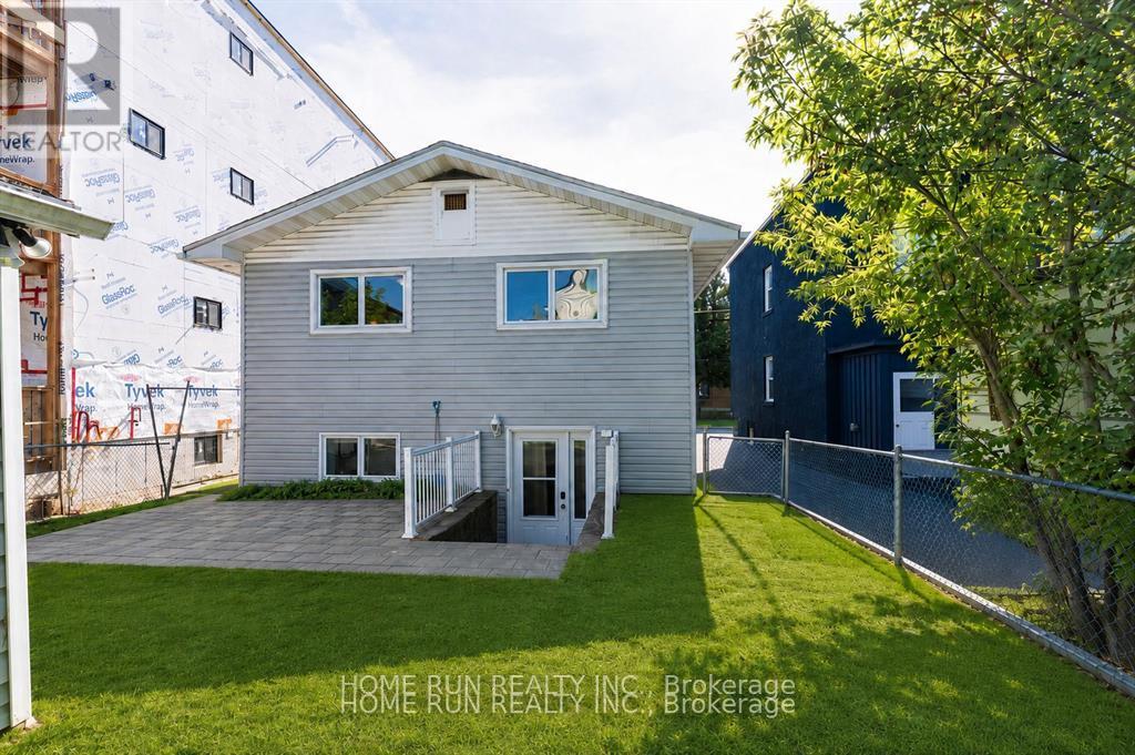 313 SAVARD AVENUE S - 40