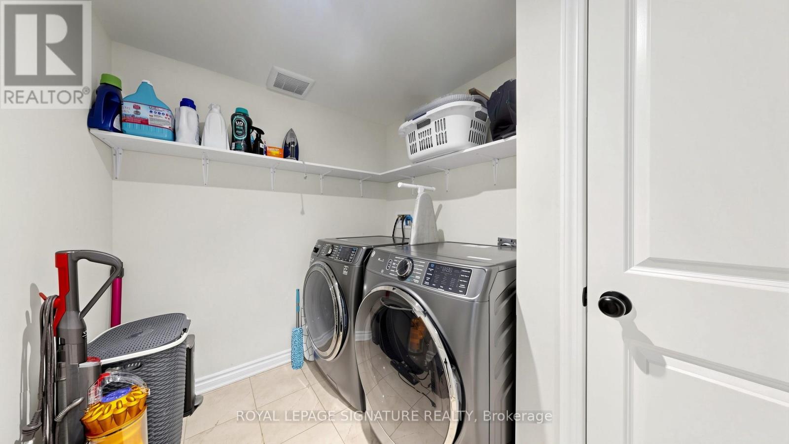 #10 35 HERON PARK PLACE - Image 24