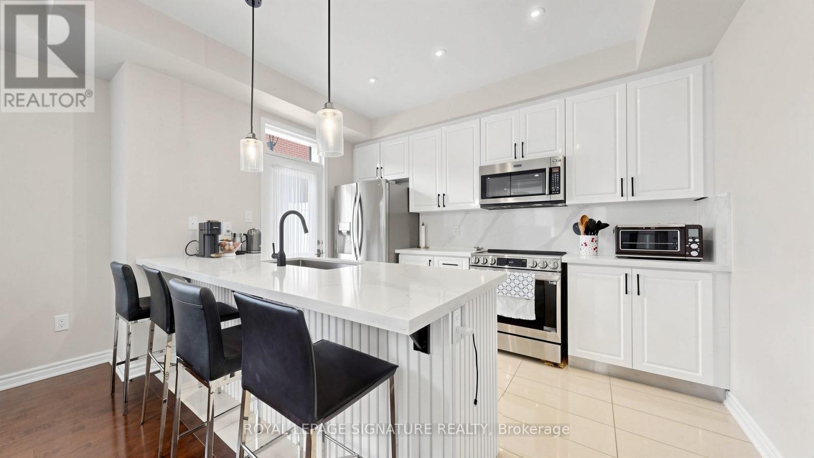 #10 35 HERON PARK PLACE - Image 8