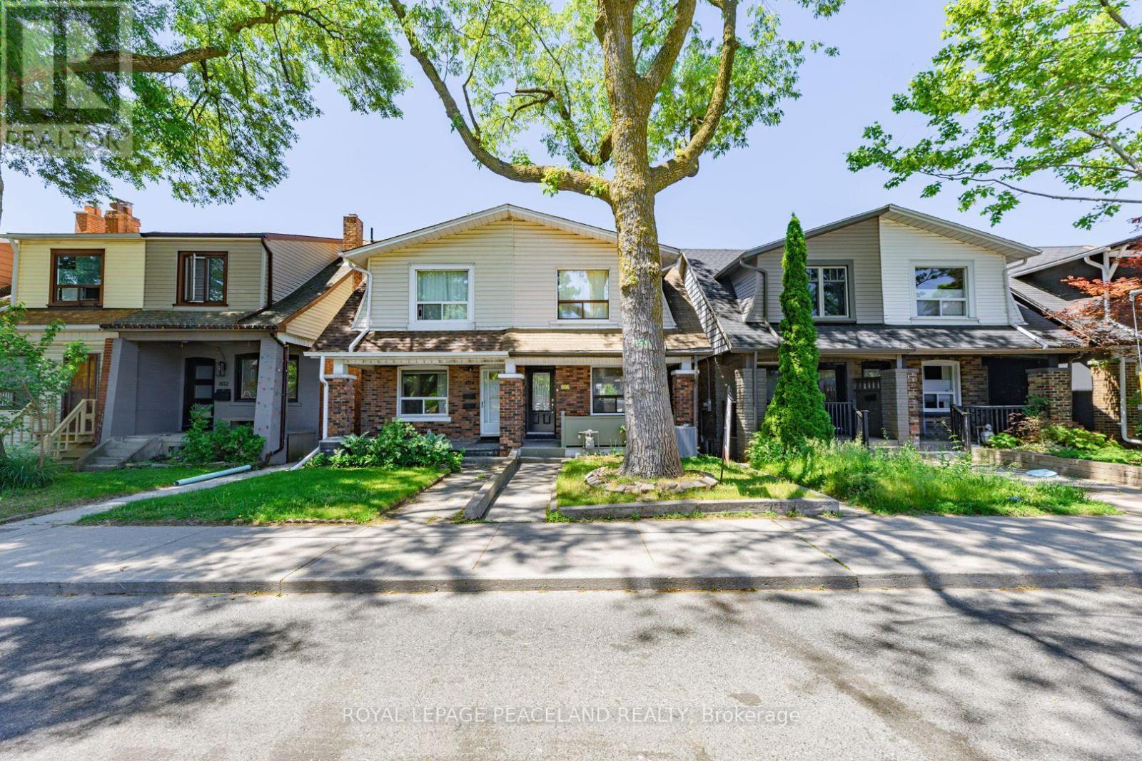 Listing photo of 606 COXWELL AVENUE