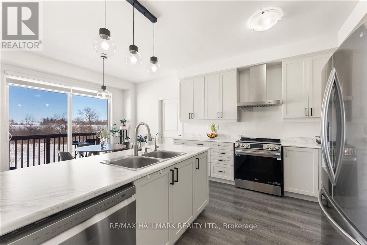 106 REA DRIVE - 10