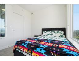 1612 10626 City Parkway, Surrey, BC V3T0S3 Photo 10