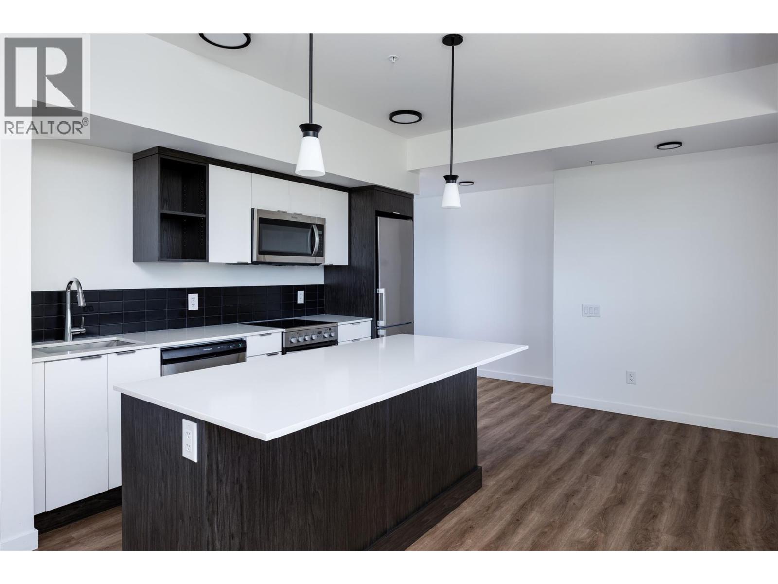 #401 615 Rutland N Road - 6