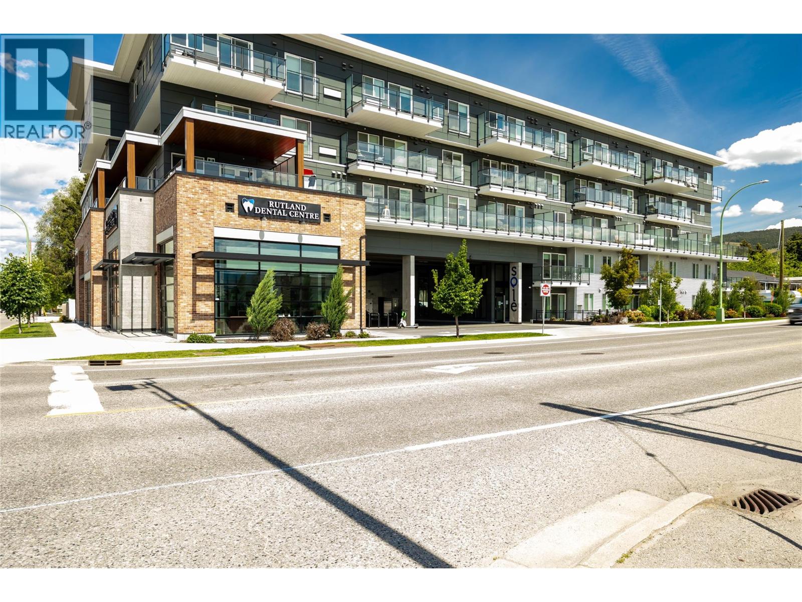 #401 615 Rutland N Road - 28