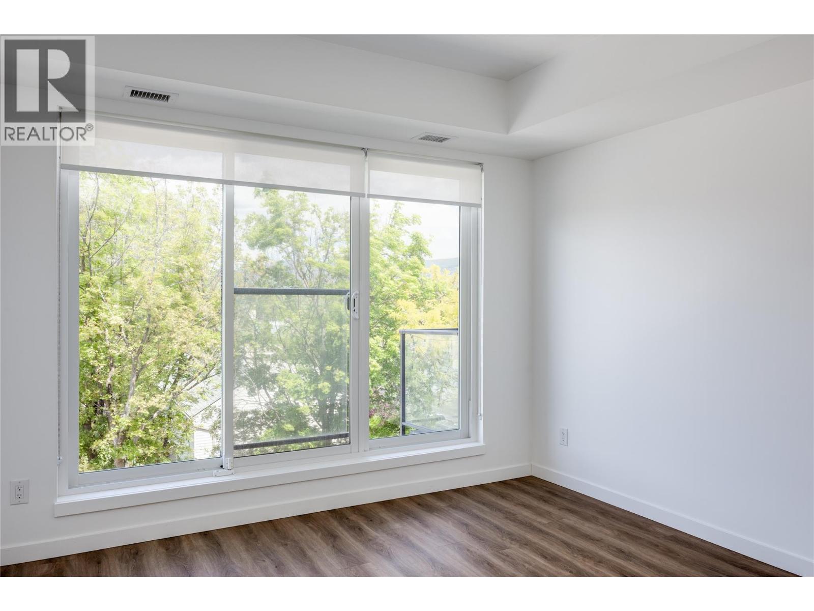 #401 615 Rutland N Road - 15