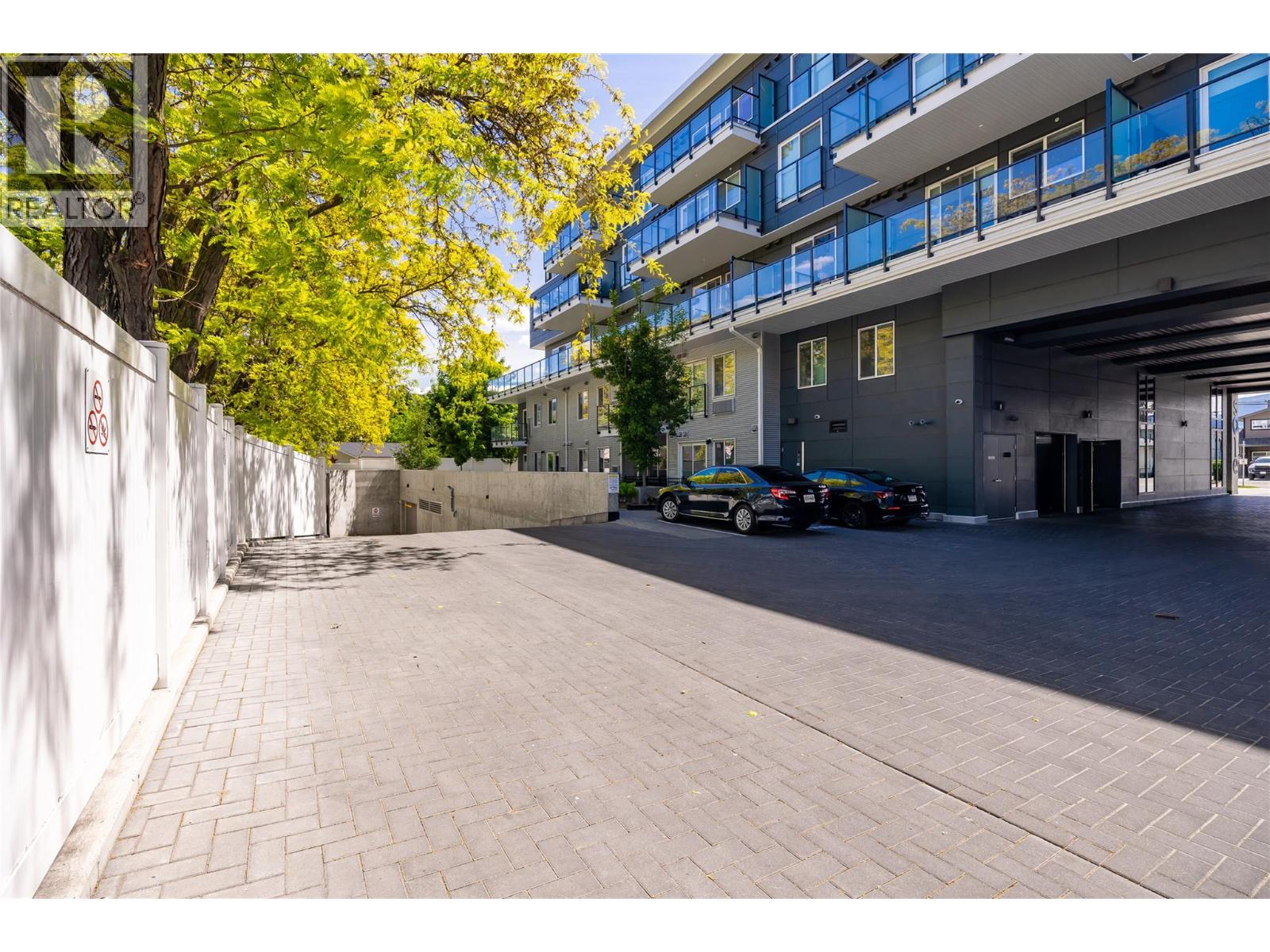 #401 615 Rutland N Road - 26