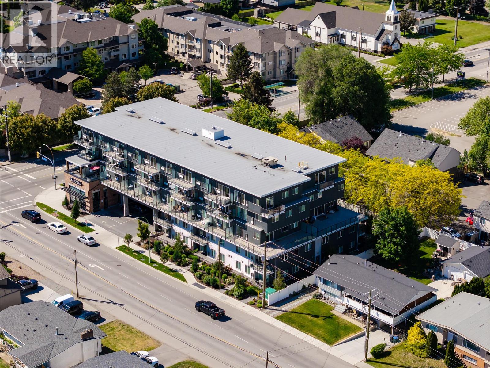 #401 615 Rutland N Road - 31