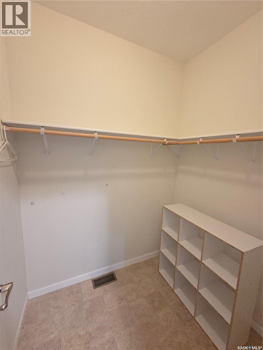 Unit #4 Ruckle ROAD — photo 9