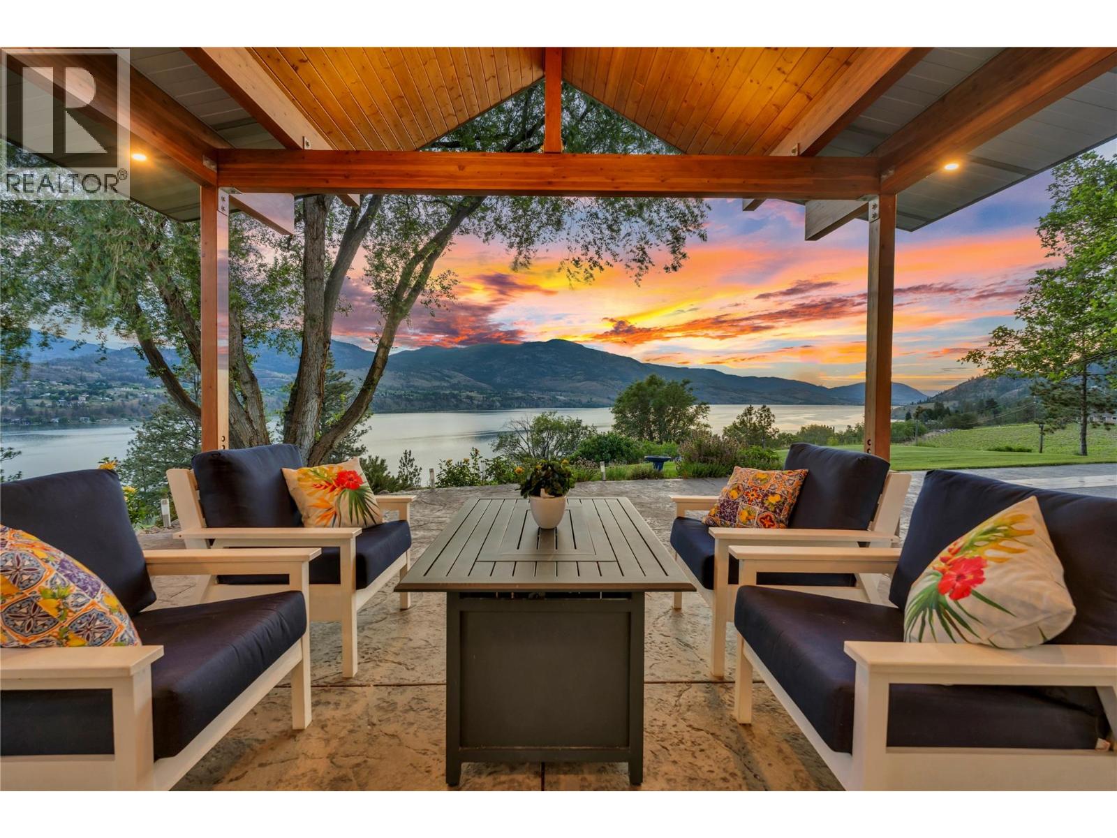  320 Parsons Road, Okanagan Falls