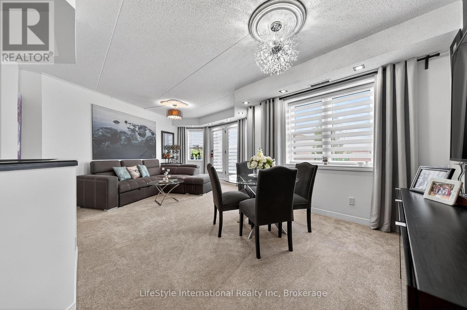 #213 208 SILVERCREEK PARKWAY N - Image 12