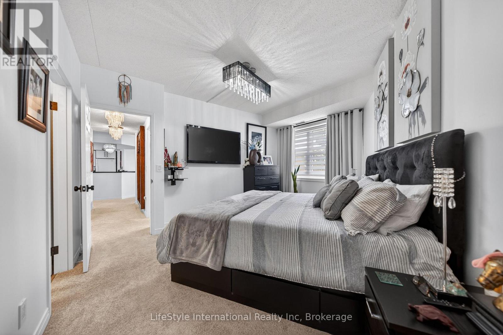 #213 208 SILVERCREEK PARKWAY N - Image 22