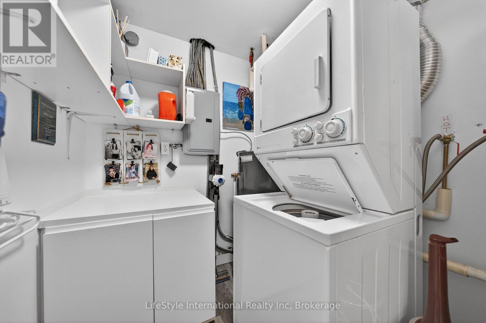 #213 208 SILVERCREEK PARKWAY N - Image 31