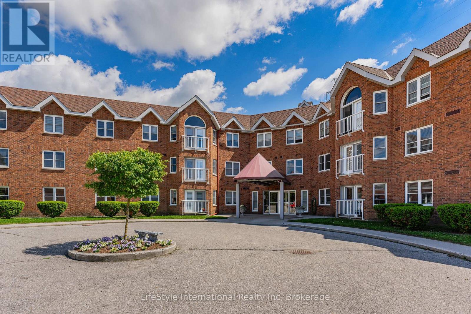 #213 208 SILVERCREEK PARKWAY N - Image 35