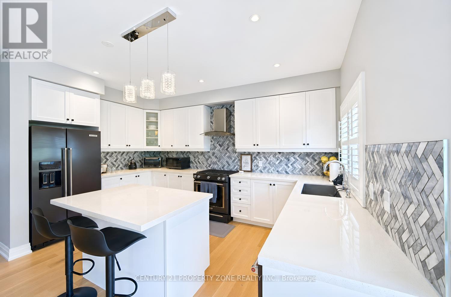 192 MUIRFIELD DRIVE - 15