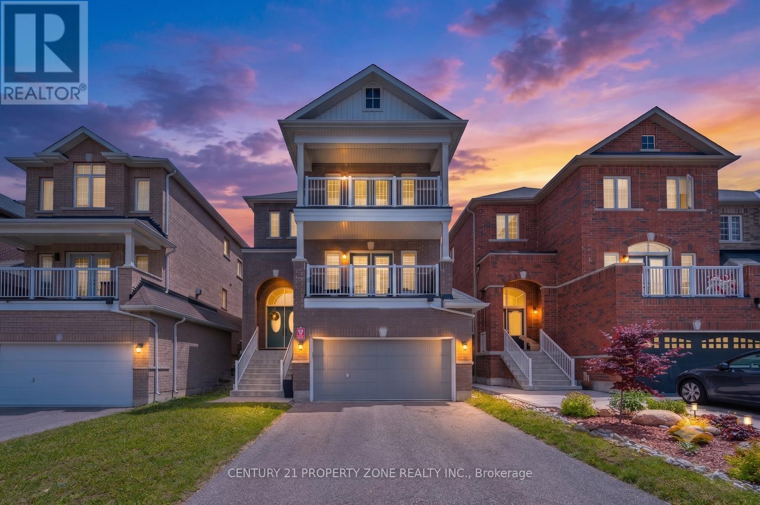 192 MUIRFIELD DRIVE - 2