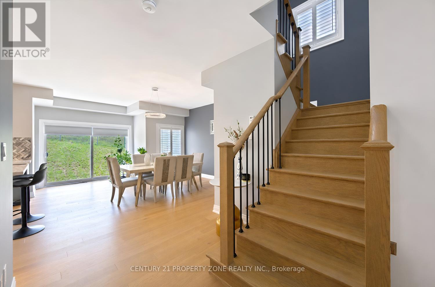 192 MUIRFIELD DRIVE - 22