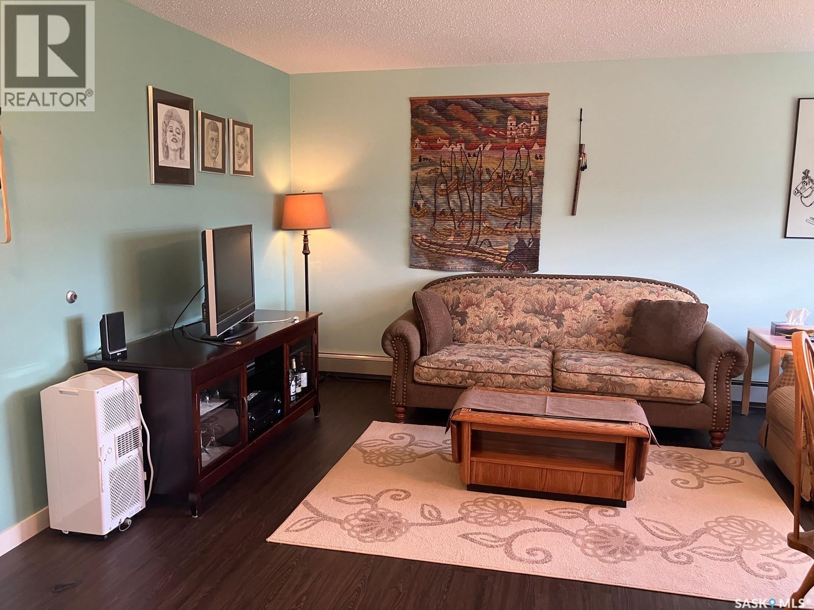 312 102 Manor DRIVE — photo 9