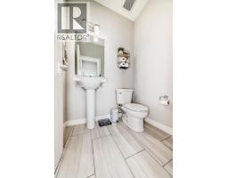 226 Chelsea Heath, Chestermere, AB T1X1Z5 Photo 16